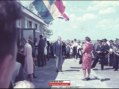 66xxxx_opening_zwembad_01