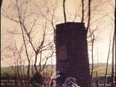 700505_Monument