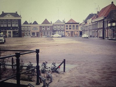711109_Gezicht op oude Gemeentehuis
